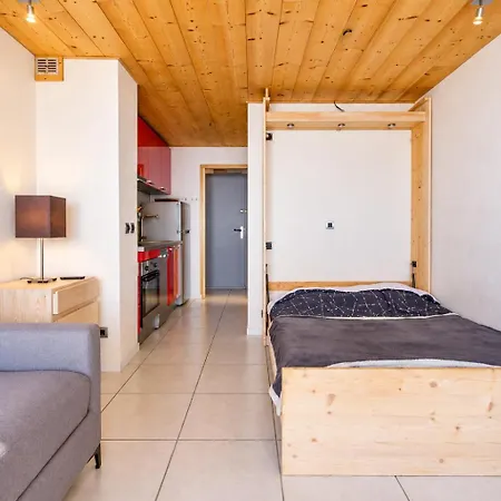 Appartement In Out Balcon Vue Montagne - Le Borsat, *